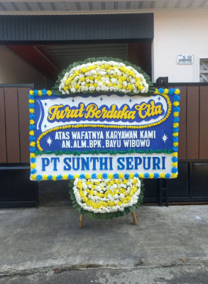Papan Bunga Duka di Sungai Kunjang