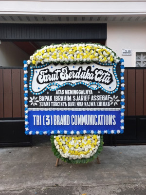 Papan Bunga Duka di Sungai Kunjang